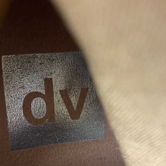 DV Dolce Vita Knee High Tall Boots Tan Side Zipper Heeled Women’s Size 6 - Picture 4 of 12